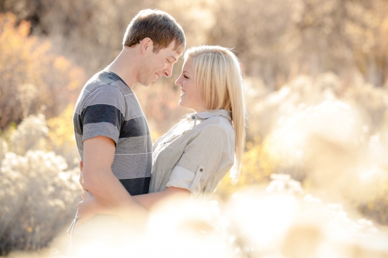 EK-Studios-Wedding-Photographer-Fall-sunkissed-enagements007-Blog(pp_w768_h511)