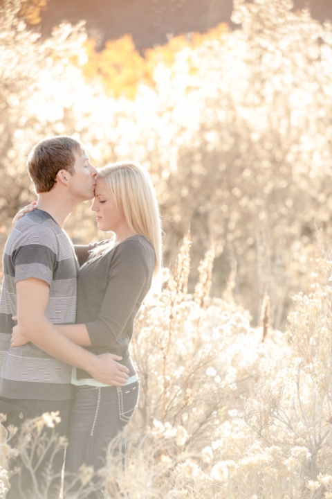EK-Studios-Wedding-Photographer-Fall-sunkissed-enagements018-Blog(pp_w480_h720)