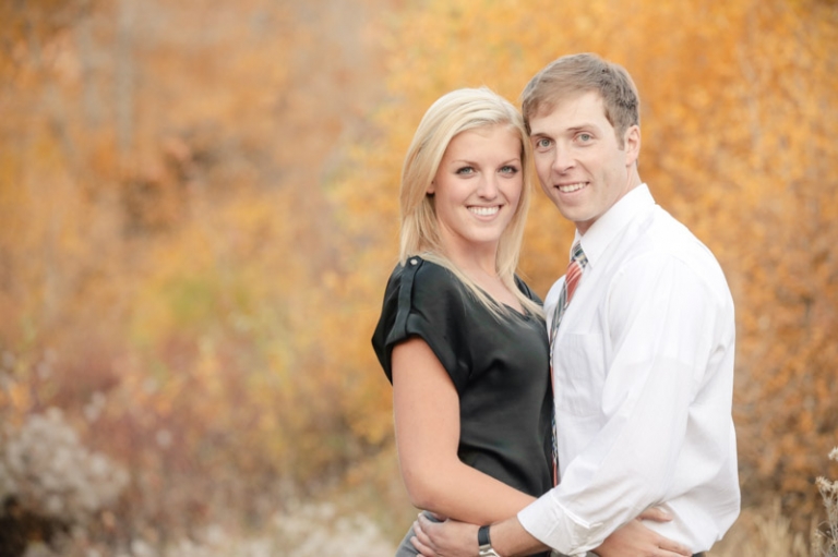 EK-Studios-Wedding-Photographer-Fall-sunkissed-enagements026-Blog(pp_w768_h511)