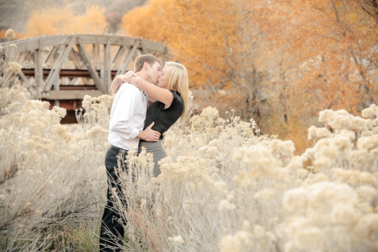 EK-Studios-Wedding-Photographer-Fall-sunkissed-enagements031-Blog(pp_w768_h511)