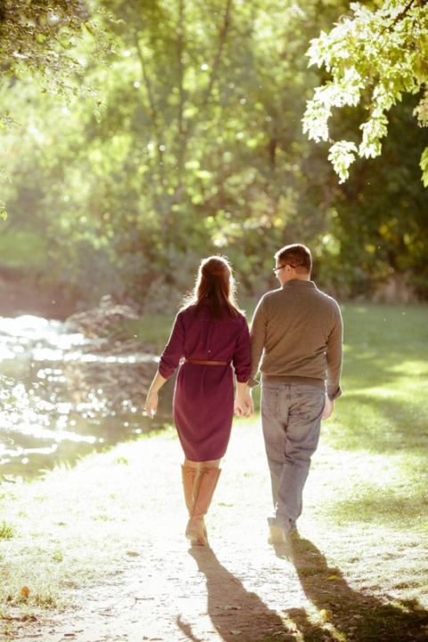 EK-Studios-Wedding-Photographer-River-engagements-in-trees014-Blog(pp_w480_h720)