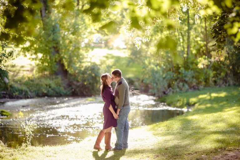 EK-Studios-Wedding-Photographer-River-engagements-in-trees017-Blog(pp_w768_h511)