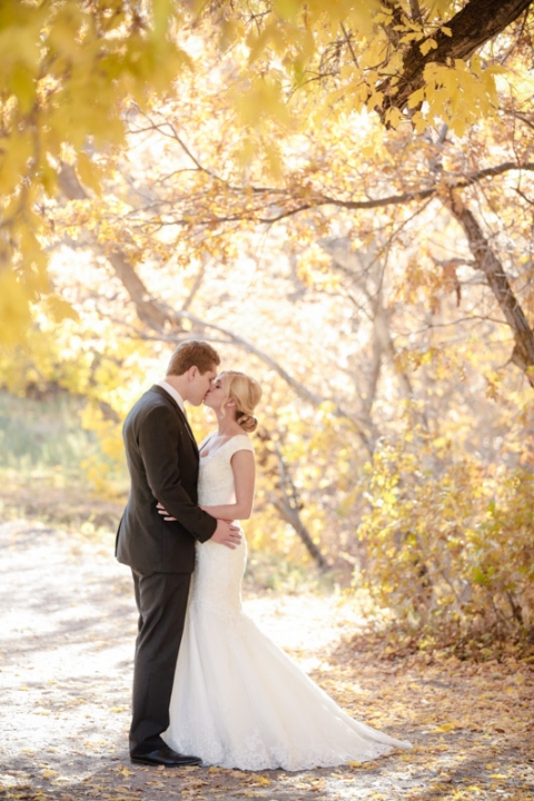 EK-Studios-Wedding-Photographer-SLC-Temple-wedding-fall-bridals018-Blog(pp_w480_h720)