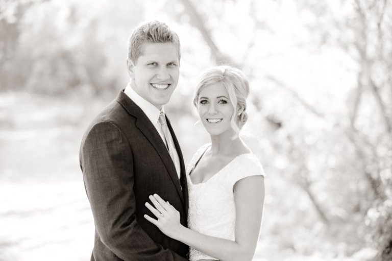 EK-Studios-Wedding-Photographer-SLC-Temple-wedding-fall-bridals019-Blog(pp_w768_h511)