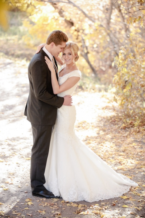 EK-Studios-Wedding-Photographer-SLC-Temple-wedding-fall-bridals021-Blog(pp_w480_h720)