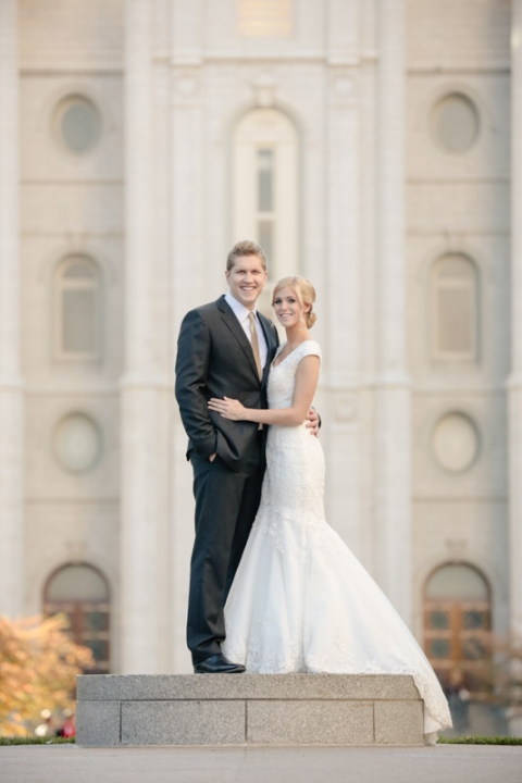 EK-Studios-Wedding-Photographer-SLC-Temple-wedding-fall-bridals036-Blog(pp_w480_h720)
