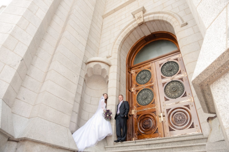EK-Studios-Utah-Wedding-Photographers-SLC-Temple-wedding018-Blog(pp_w768_h511)