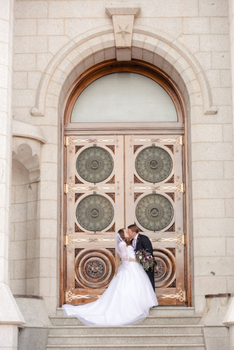 EK-Studios-Utah-Wedding-Photographers-SLC-Temple-wedding020-Blog(pp_w480_h719)