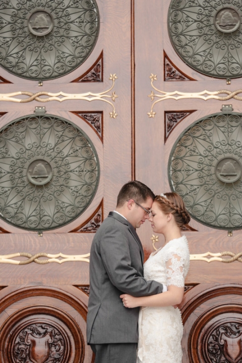 EK-Studios-Utah-Wedding-Photographers-SLC-Temple-winter-wedding-Woods-on-the-ninth-Reception019-Blog(pp_w480_h719)