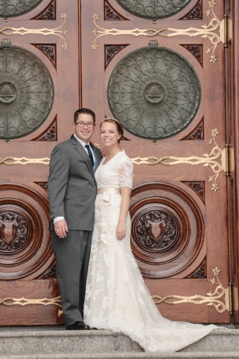 EK-Studios-Utah-Wedding-Photographers-SLC-Temple-winter-wedding-Woods-on-the-ninth-Reception020-Blog(pp_w480_h719)