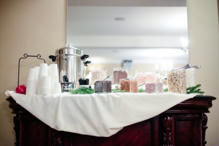EK-Studios-Utah-Wedding-Photographers-SLC-Temple-winter-wedding-Woods-on-the-ninth-Reception041-Blog(pp_w768_h512)