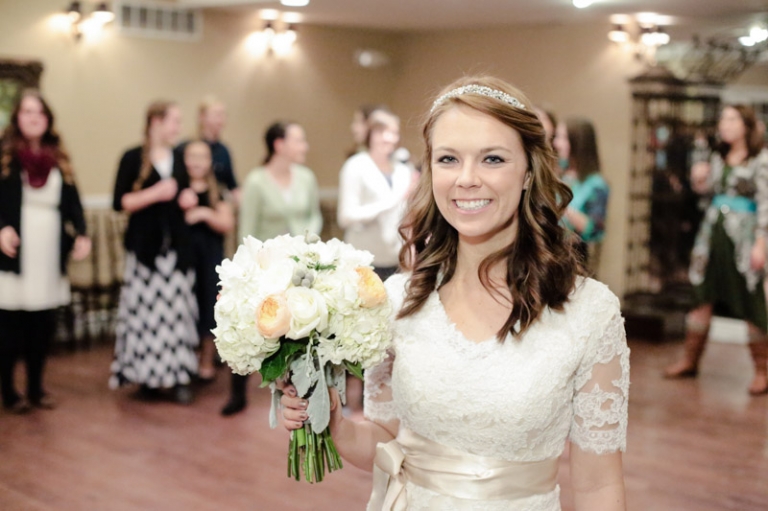 EK-Studios-Utah-Wedding-Photographers-SLC-Temple-winter-wedding-Woods-on-the-ninth-Reception060-Blog(pp_w768_h511)