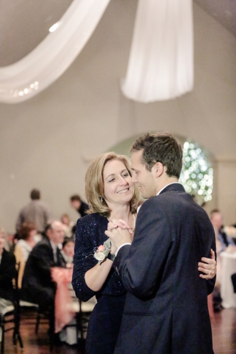 EK-Studios-Utah-Wedding-Photographers-Sleepy-Ridge-Reception-SLC-Temple-Wedding-LDS045-Blog(pp_w480_h720)