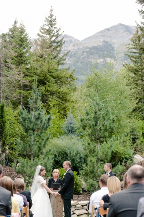EK-Studios-Utah-Wedding-Photographers-Sundance-Wedding-Photographer-Summer017-Blog(pp_w480_h720)