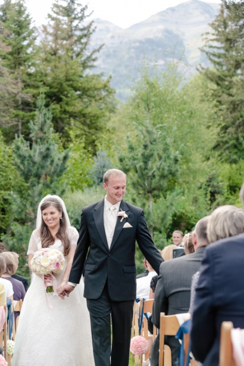 EK-Studios-Utah-Wedding-Photographers-Sundance-Wedding-Photographer-Summer022-Blog(pp_w480_h720)