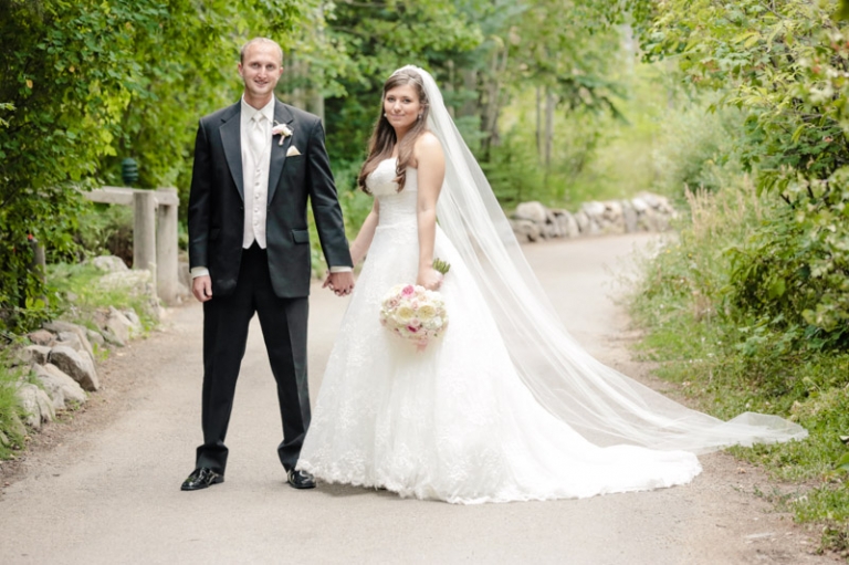 EK-Studios-Utah-Wedding-Photographers-Sundance-Wedding-Photographer-Summer038-Blog(pp_w768_h511)