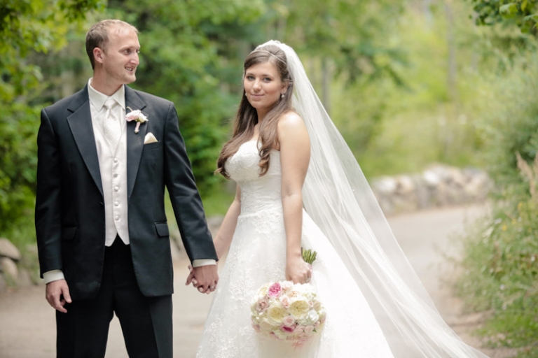 EK-Studios-Utah-Wedding-Photographers-Sundance-Wedding-Photographer-Summer039-Blog(pp_w768_h512)