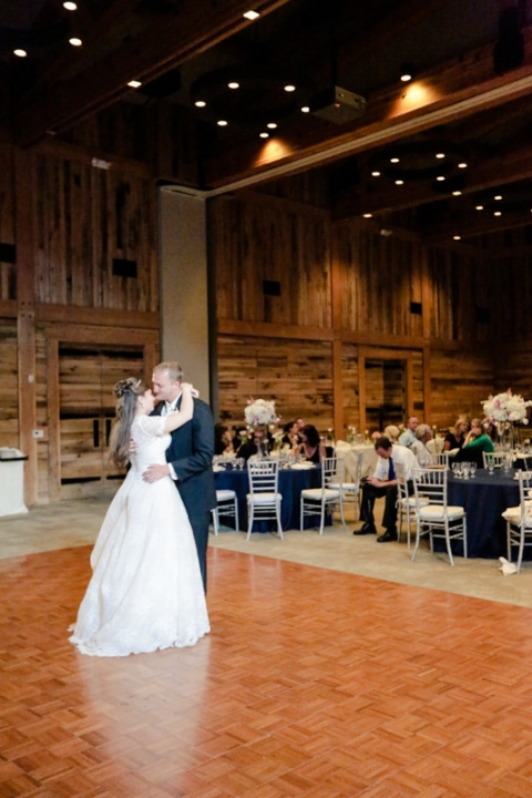 EK-Studios-Utah-Wedding-Photographers-Sundance-Wedding-Photographer-Summer068-Blog(pp_w480_h720)