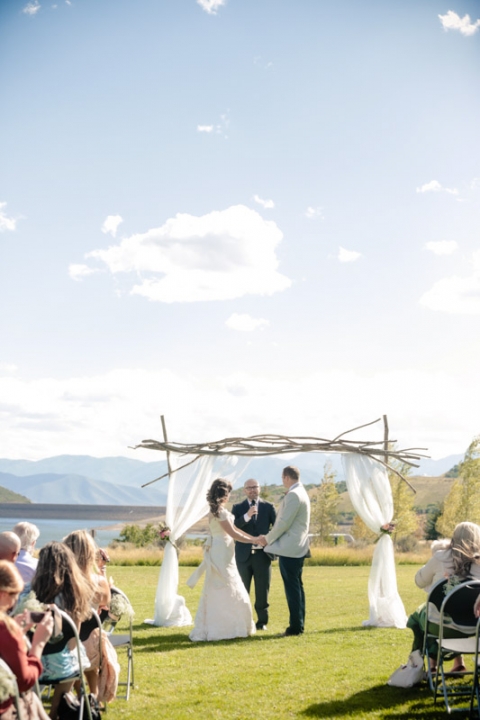EK-Studios-Wedding-Photographer-Jordanelle-hailstone-event-center-wedding-reception018-Blog1(pp_w480_h720)