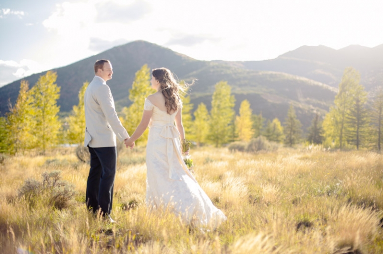 EK-Studios-Wedding-Photographer-Jordanelle-hailstone-event-center-wedding-reception030-Blog1(pp_w768_h511)