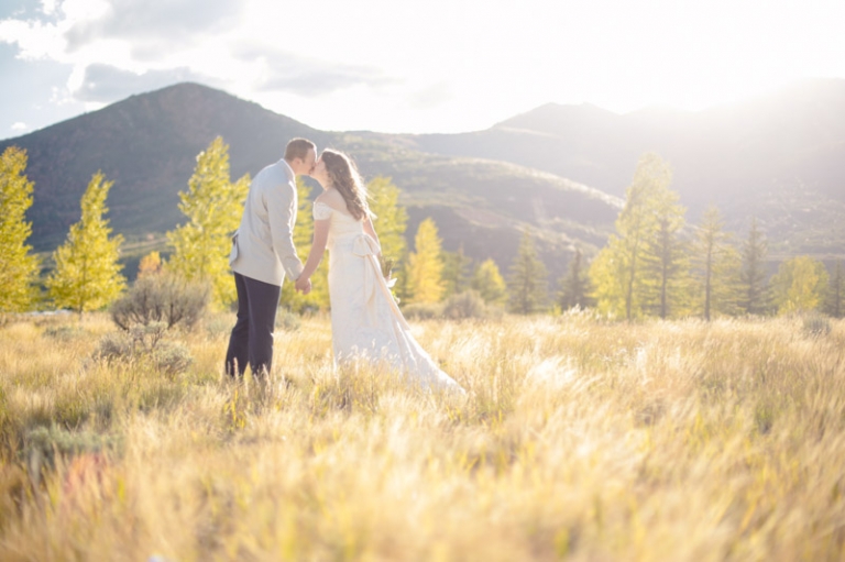 EK-Studios-Wedding-Photographer-Jordanelle-hailstone-event-center-wedding-reception035-Blog1(pp_w768_h511)