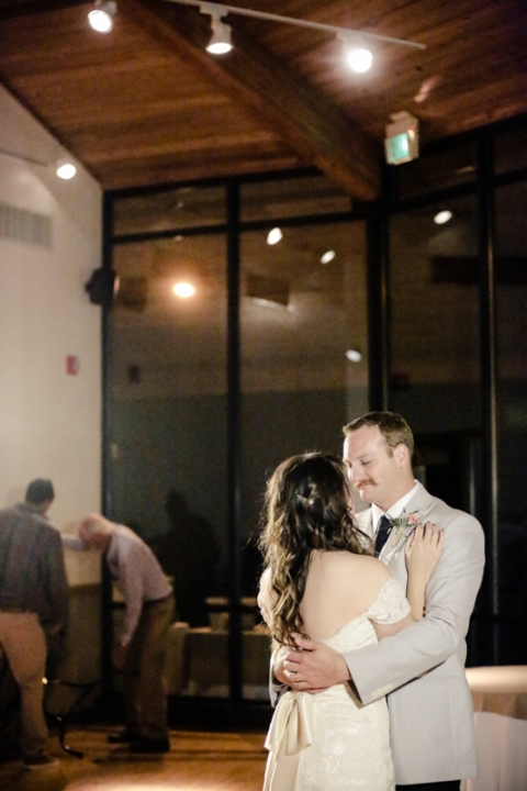 EK-Studios-Wedding-Photographer-Jordanelle-hailstone-event-center-wedding-reception072-Blog(pp_w480_h720)