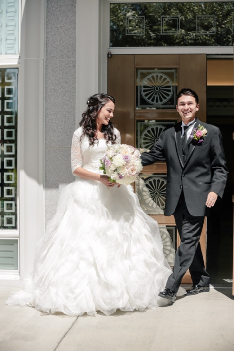 EK-Studios-Wedding-Photographer-Mount-Timpanogos-Temple007-Blog(pp_w480_h720)