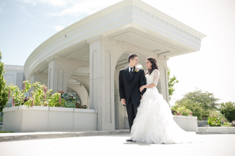 EK-Studios-Wedding-Photographer-Mount-Timpanogos-Temple020-Blog(pp_w768_h511)