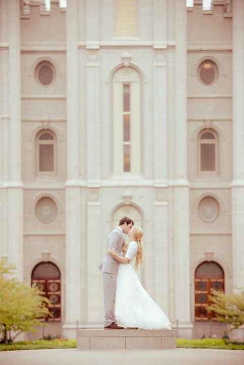 EK-Studios-Wedding-Photographer-My-Nohas-Reception-Center-Photographer025-Blog(pp_w480_h719)