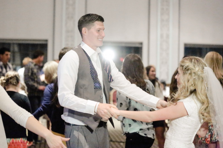 EK-Studios-Wedding-Photographer-SLC-Temple-Wedding-Photography057-Blog(pp_w768_h511)