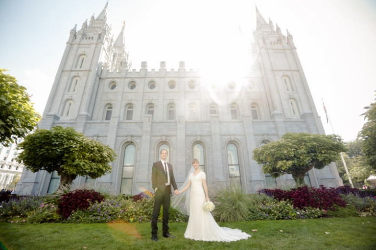 EK-Studios-Wedding-Photographer-SLC-Temple-Wedding-Red-Butte-Garden-Reception015-Blog(pp_w768_h511)