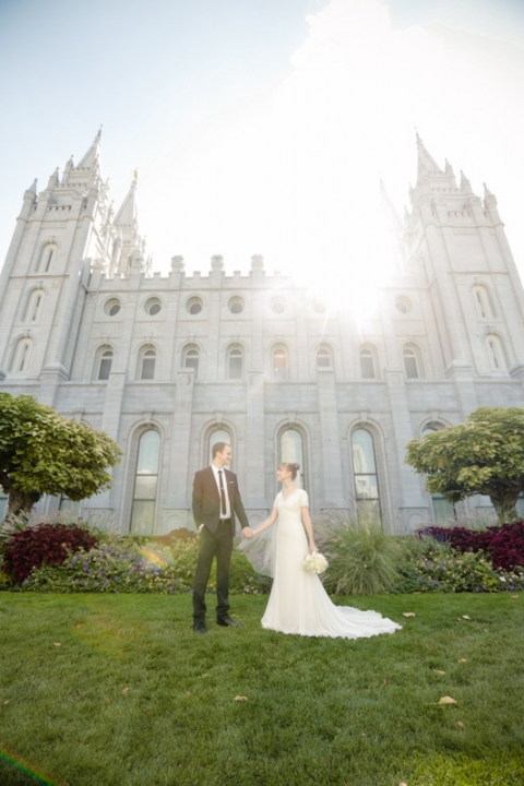 EK-Studios-Wedding-Photographer-SLC-Temple-Wedding-Red-Butte-Garden-Reception017-Blog(pp_w480_h720)
