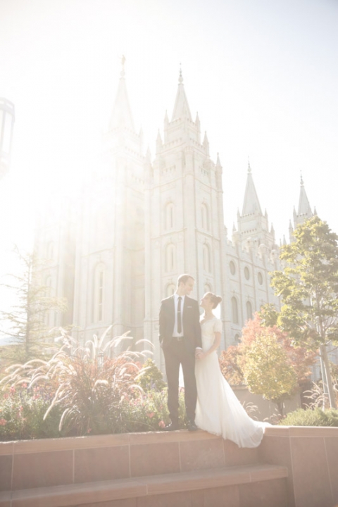 EK-Studios-Wedding-Photographer-SLC-Temple-Wedding-Red-Butte-Garden-Reception020-Blog(pp_w480_h720)