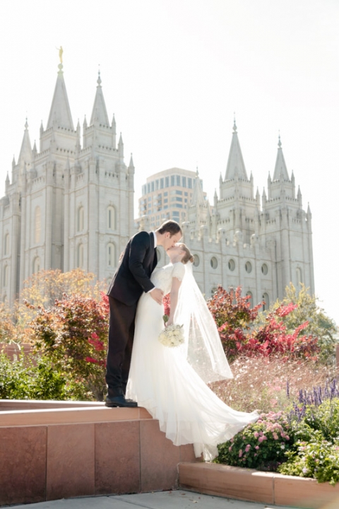 EK-Studios-Wedding-Photographer-SLC-Temple-Wedding-Red-Butte-Garden-Reception021-Blog(pp_w480_h720)