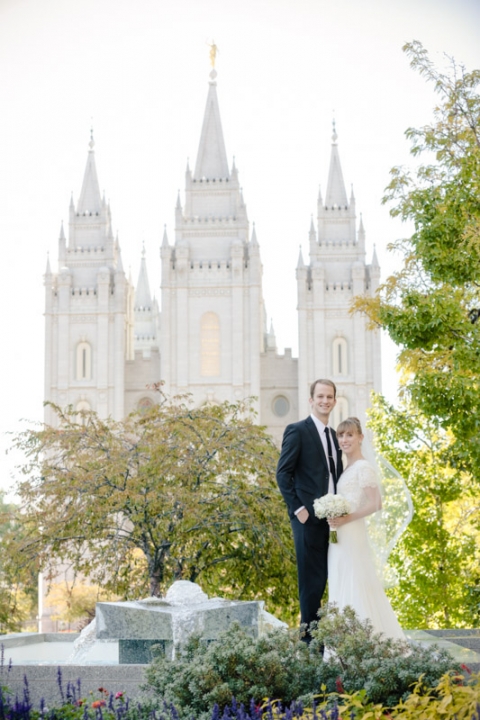 EK-Studios-Wedding-Photographer-SLC-Temple-Wedding-Red-Butte-Garden-Reception028-Blog(pp_w480_h720)