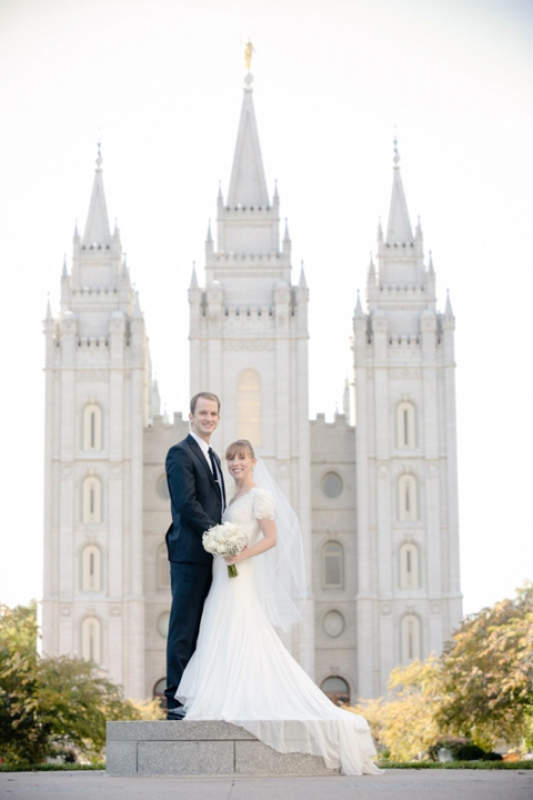 EK-Studios-Wedding-Photographer-SLC-Temple-Wedding-Red-Butte-Garden-Reception030-Blog(pp_w480_h720)