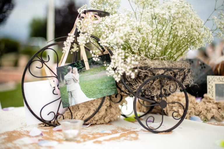 EK-Studios-Wedding-Photographer-SLC-Temple-backyard-wedding-big-long-table040-Blog(pp_w768_h511)