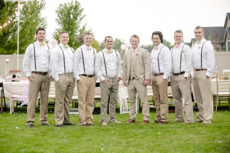 EK-Studios-Wedding-Photographer-SLC-Temple-backyard-wedding-big-long-table061-Blog(pp_w768_h511)
