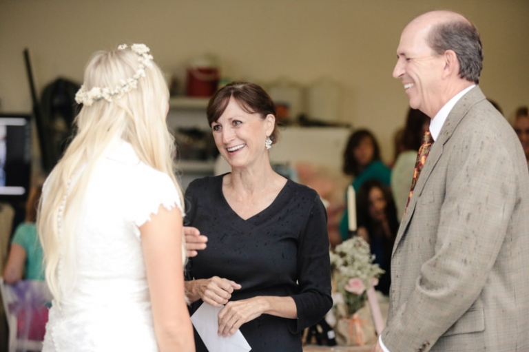 EK-Studios-Wedding-Photographer-SLC-Temple-backyard-wedding-big-long-table070-Blog(pp_w768_h511)