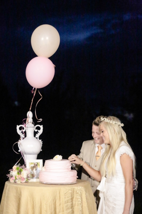 EK-Studios-Wedding-Photographer-SLC-Temple-backyard-wedding-big-long-table079-Blog(pp_w480_h719)