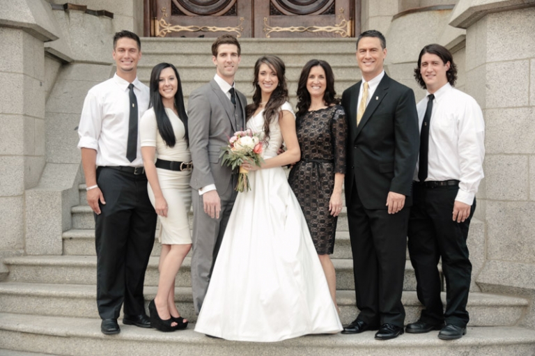EK-Studios-Wedding-Photographer-Salt-Lake-City-Temple-Wedding-JSMB-Reception010-Blog(pp_w768_h511)