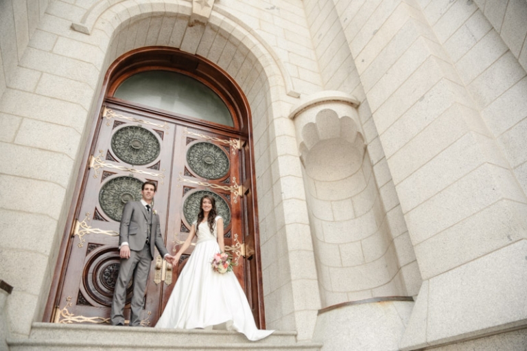 EK-Studios-Wedding-Photographer-Salt-Lake-City-Temple-Wedding-JSMB-Reception014-Blog(pp_w768_h511)