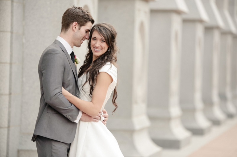 EK-Studios-Wedding-Photographer-Salt-Lake-City-Temple-Wedding-JSMB-Reception017-Blog(pp_w768_h511)
