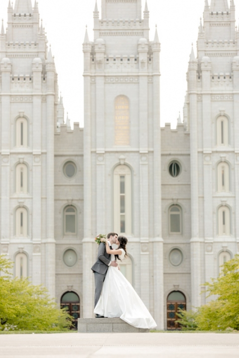 EK-Studios-Wedding-Photographer-Salt-Lake-City-Temple-Wedding-JSMB-Reception036-Blog(pp_w480_h719)