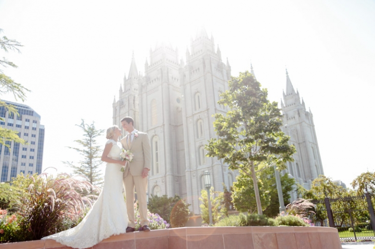 EK-Studios-Wedding-Photographer-Salt-Lake-Temple-Wedding-Photographer033-Blog(pp_w768_h511)