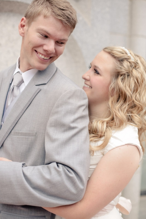 EK-Studios-Wedding-Photographer-Salt-Lake-Temple-wedding015-Blog(pp_w480_h720)