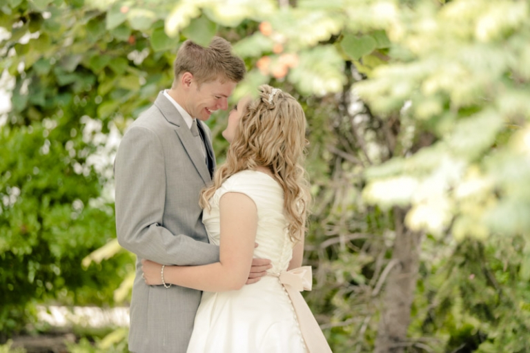 EK-Studios-Wedding-Photographer-Salt-Lake-Temple-wedding021-Blog(pp_w768_h511)
