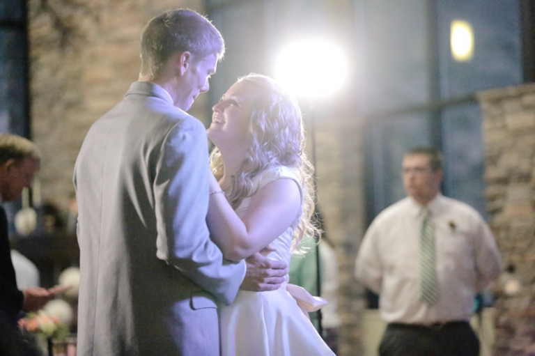 EK-Studios-Wedding-Photographer-Salt-Lake-Temple-wedding065-Blog(pp_w768_h511)