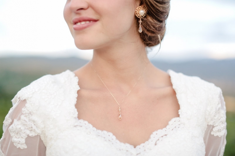 EK-Studios-Utah-Wedding-Photographers-Bridals-over-looking-the-city-SLC020-Blog(pp_w768_h511)
