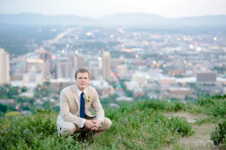 EK-Studios-Utah-Wedding-Photographers-Bridals-over-looking-the-city-SLC021-Blog(pp_w768_h511)